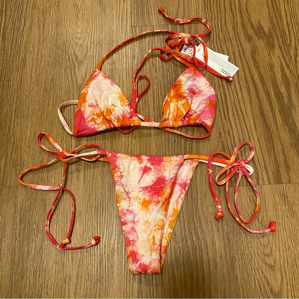 Frankies Bikinis Tie Dye Set